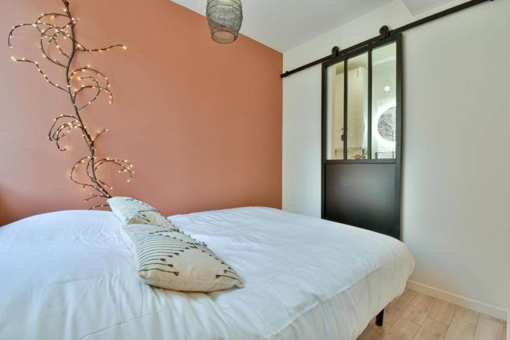 Residence Jean Hardy - Hyper Centre, Parking Gratuit, Wifi, Clim, Gare Valenciennes Exterior foto